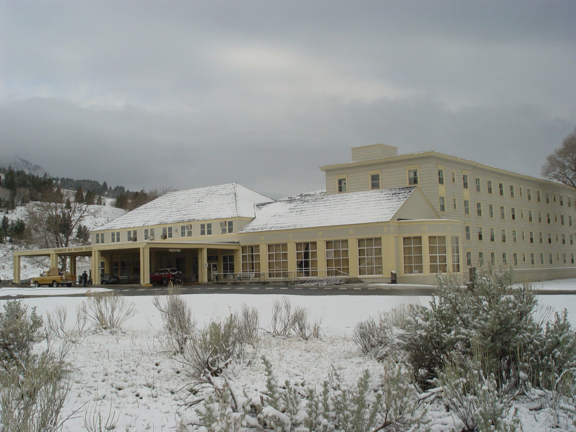 Mammoth Hot Springs Hotel Exterior foto