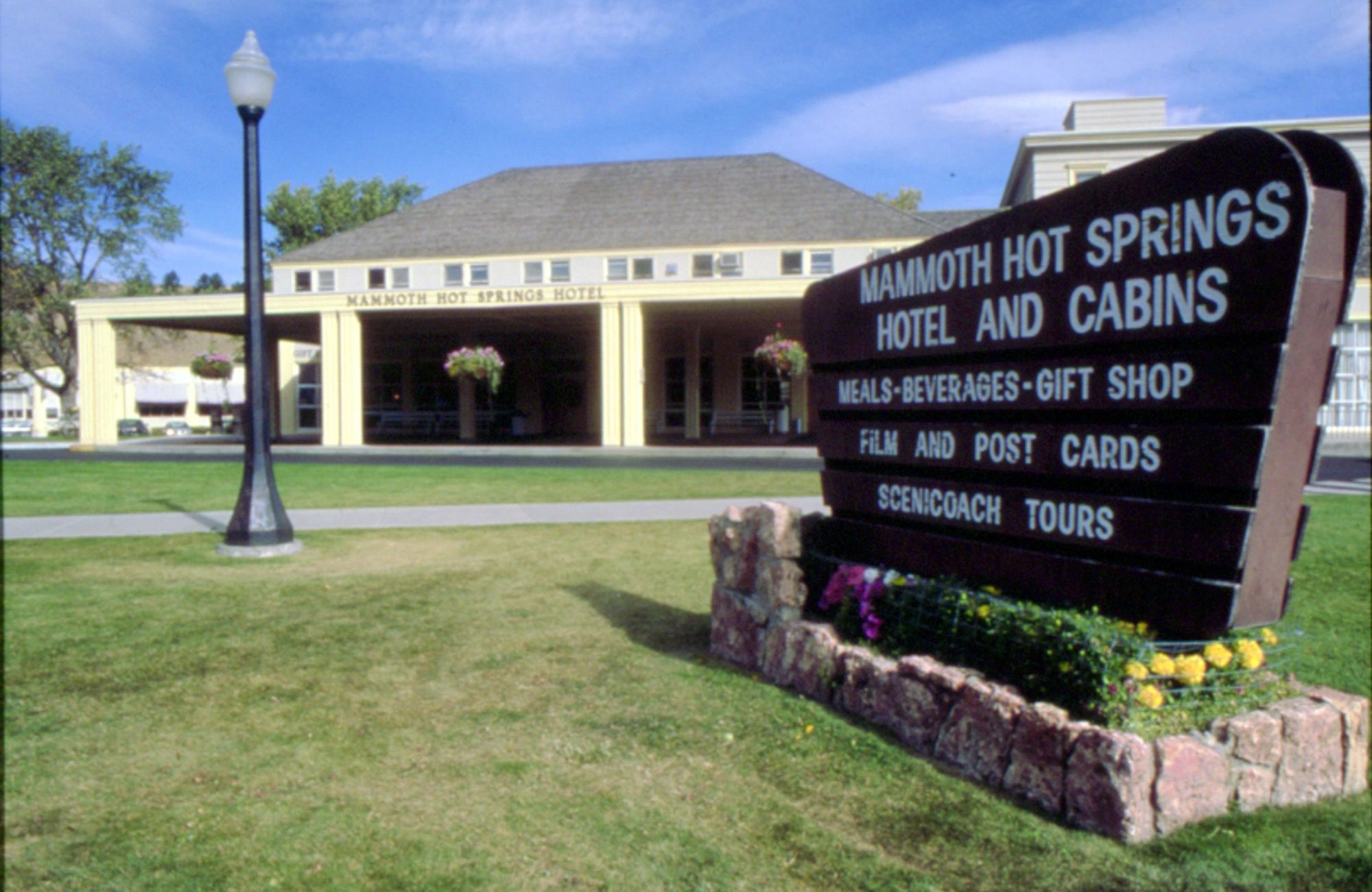 Mammoth Hot Springs Hotel Exterior foto